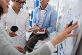 西進發展怕成「免洗人才」 4點檢視還能待下去嗎？