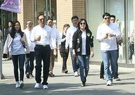 郭台銘、羅智先攜手合作 7-11可以量血壓、測體溫