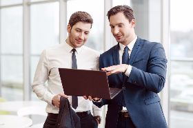 提攜後進同時不斷地充實自己