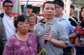 念公開信給亡警兒　鄭性澤：我和你一樣都是受害者