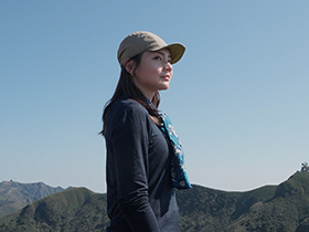身為城市女孩，她為何背起重裝走遍台灣深山？在這座世界少見的高山島嶼，她找到人生答案