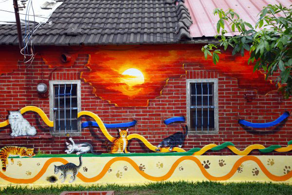 穿梭巷弄間 遇見「屋頂上的貓」