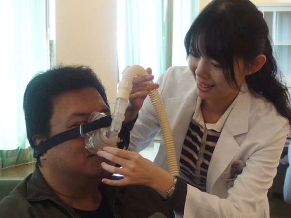 打鼾就是睡得好？　 深度睡眠不足小孩長不高