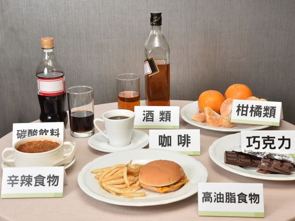 夜間火燒心　重創睡眠與工作品質