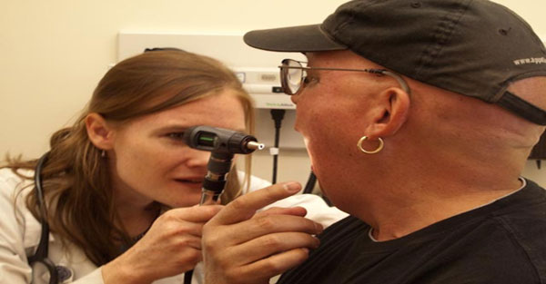 菸檳酒都來　提高123倍口腔癌