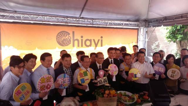 嘉義雞肉飯好讚 雙全院長聯袂站台