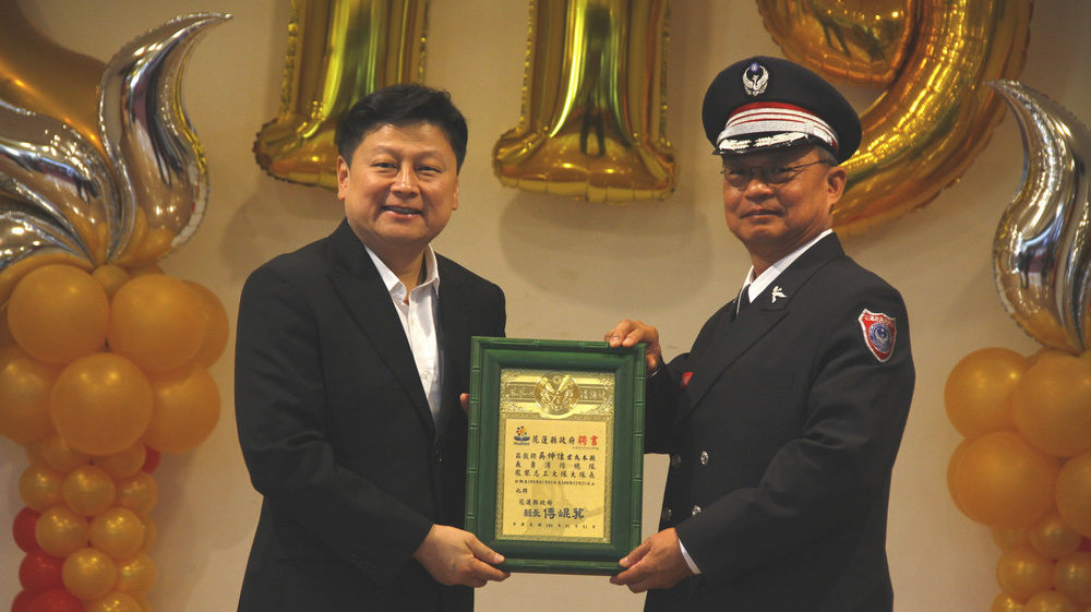 105年緊急救護宣導比賽暨鳳凰志工幹部佈達典禮 傅縣長肯定鳳凰志工守護縣民生命安全