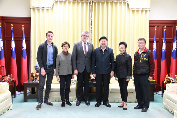 德國駐台代表歐博哲大使拜會花蓮縣長傅崐萁 雙方暢談締結姊妹市及文化交流事宜