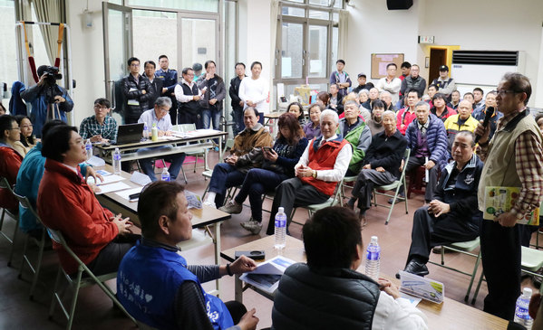 中山一二路拓寬工程二工區施工在即，林右昌市長親自主持說明會，盼降低對店家與居民衝擊