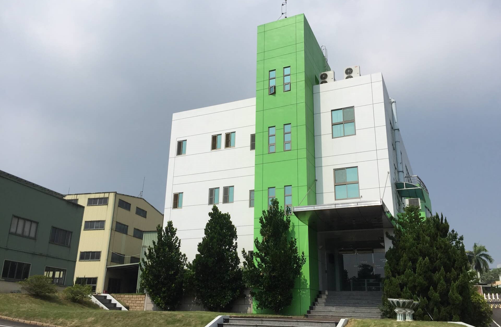 高層啟動、全員合作 高冠企業節能效益卓然有成