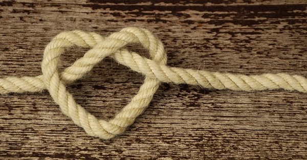 親愛的，那不是愛