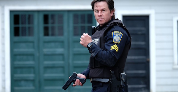 《愛國者行動》： 打斷腳骨顛倒勇！溫暖人心的真實事件電影