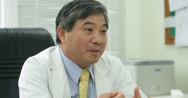 莫名其妙遭免職 脊椎名醫難過說：無法提攜後進了