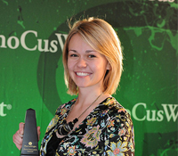 正妹總裁帶領退伍軍人踏入科技業