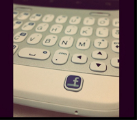 宏達電敗部復活賽：傳FB找HTC合夥做手機