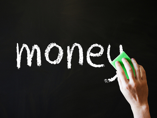 別因別人的賺賠，來決定你該不該投資