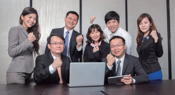 全方位保單健診服務 為風險控管把關 打造高資產客戶專屬的財富金三角