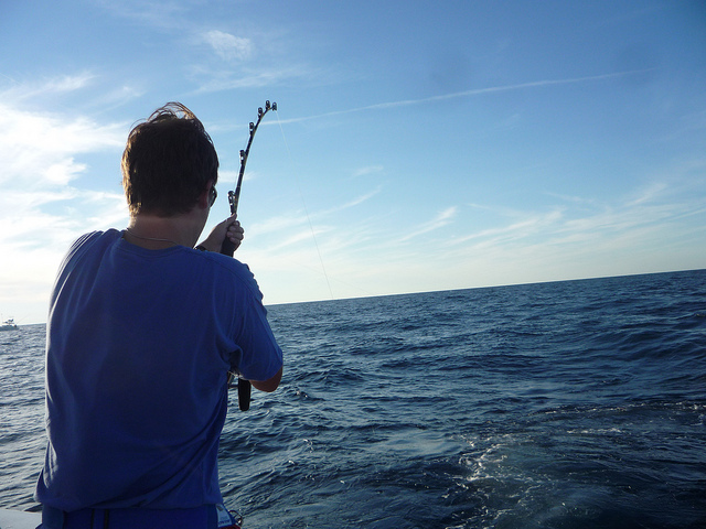 人生要釣很多條小魚，還是一條大魚？