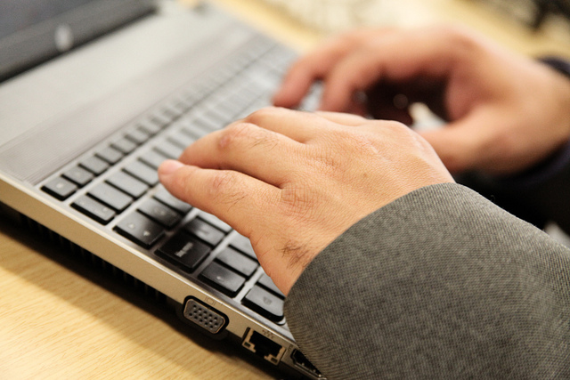 過多容易取得的資訊導致人們不再思考