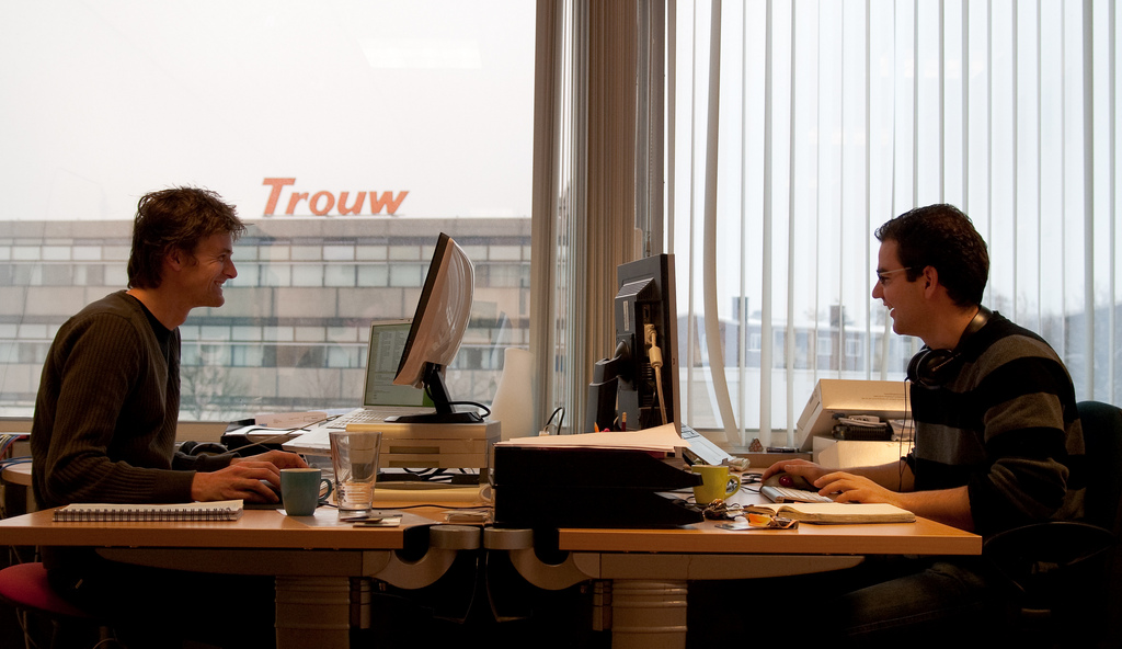 你有多了解坐在你鄰座的同事？