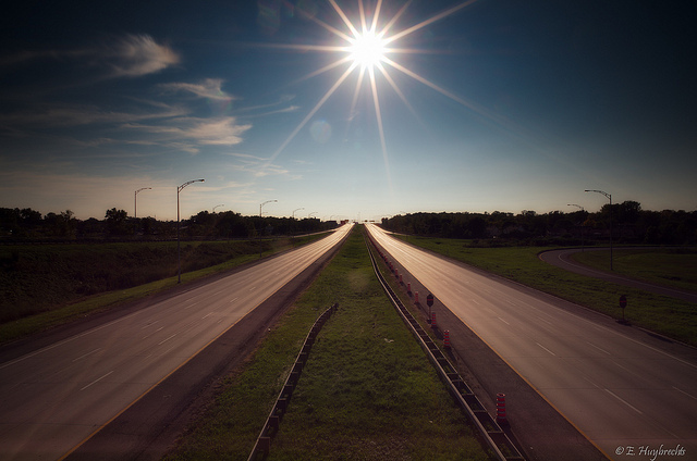 解決問題的第一步…建立三角形，事情就解決了三分之二