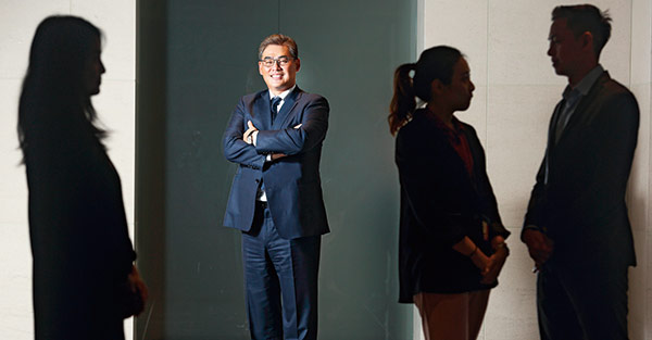 打進富人圈》台新銀行林尚愷贏得客戶信任的法則 不只管錢還交心  他理財，有錢人超滿意