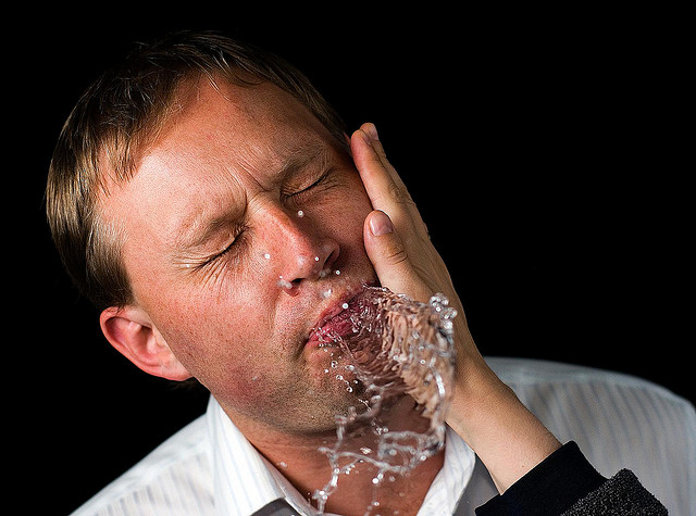 挨兩巴掌也不能說的事