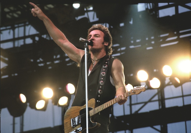 撼動柏林圍牆的那場演唱會