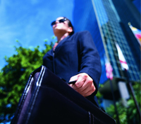 英文身家背景調查  你知道你的新東家調查過你嗎？