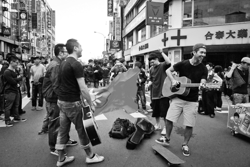 大陸是我正房，臺灣是我炮友