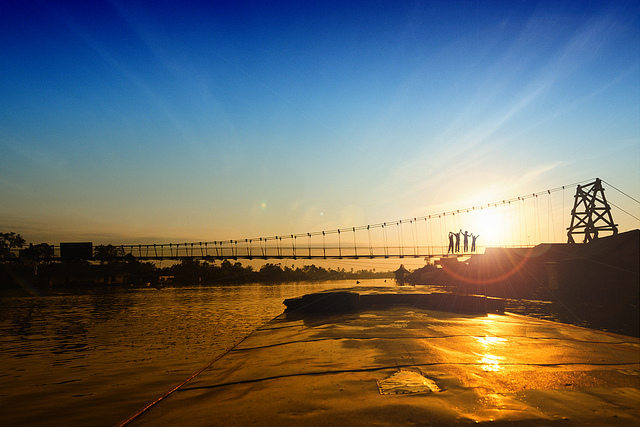 認清你的假朋友！