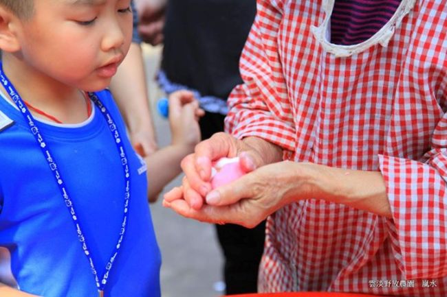 為了錢，連靈魂都出賣！