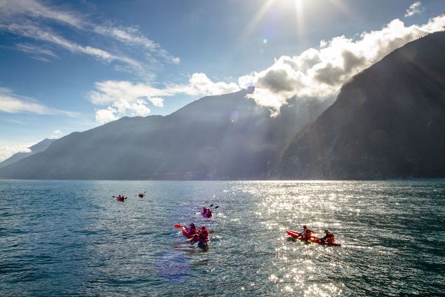 不老水手勇闖清水斷崖