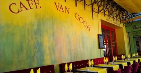 每往外走出一步， 就離自己內心更近一步