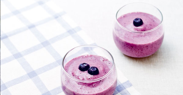 來一杯蔬果飲舒緩眼睛酸澀！