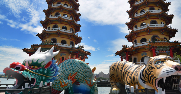 動靜皆宜深迷旅人