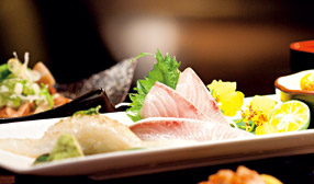 賞花博美景  探美味祕境 