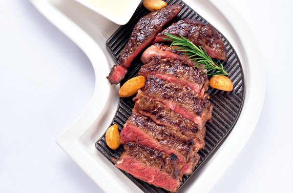 鄧有癸大弟子坐鎮》歐華酒店 鮮摘香草 提襯肉香