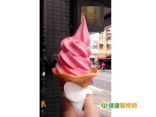 吃一支霜淇淋 快走1小時才消耗