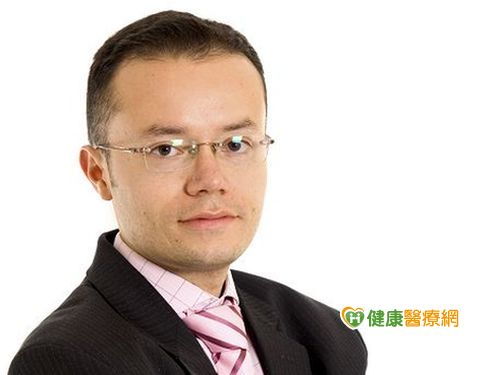 不景氣脫貧秘訣「額頭飽滿」　手頭滿滿？