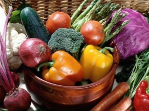 護眼飲食兩原則 紫紅綠蔬菜＋避免高GI食物