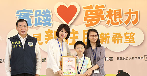 自學程式設計，機器人GO GO GO