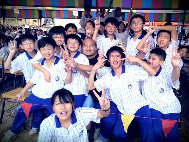 老師，我可以畫畫嗎？