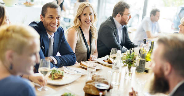 不要跟陌生人說話？陌生人給你東西不能拿?