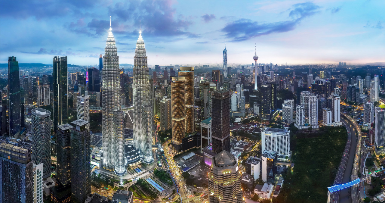 有存款480萬、買一間240萬屋，就能去馬來西亞拿居留！MM2H是什麼、申請流程、條件：一人申請全家用