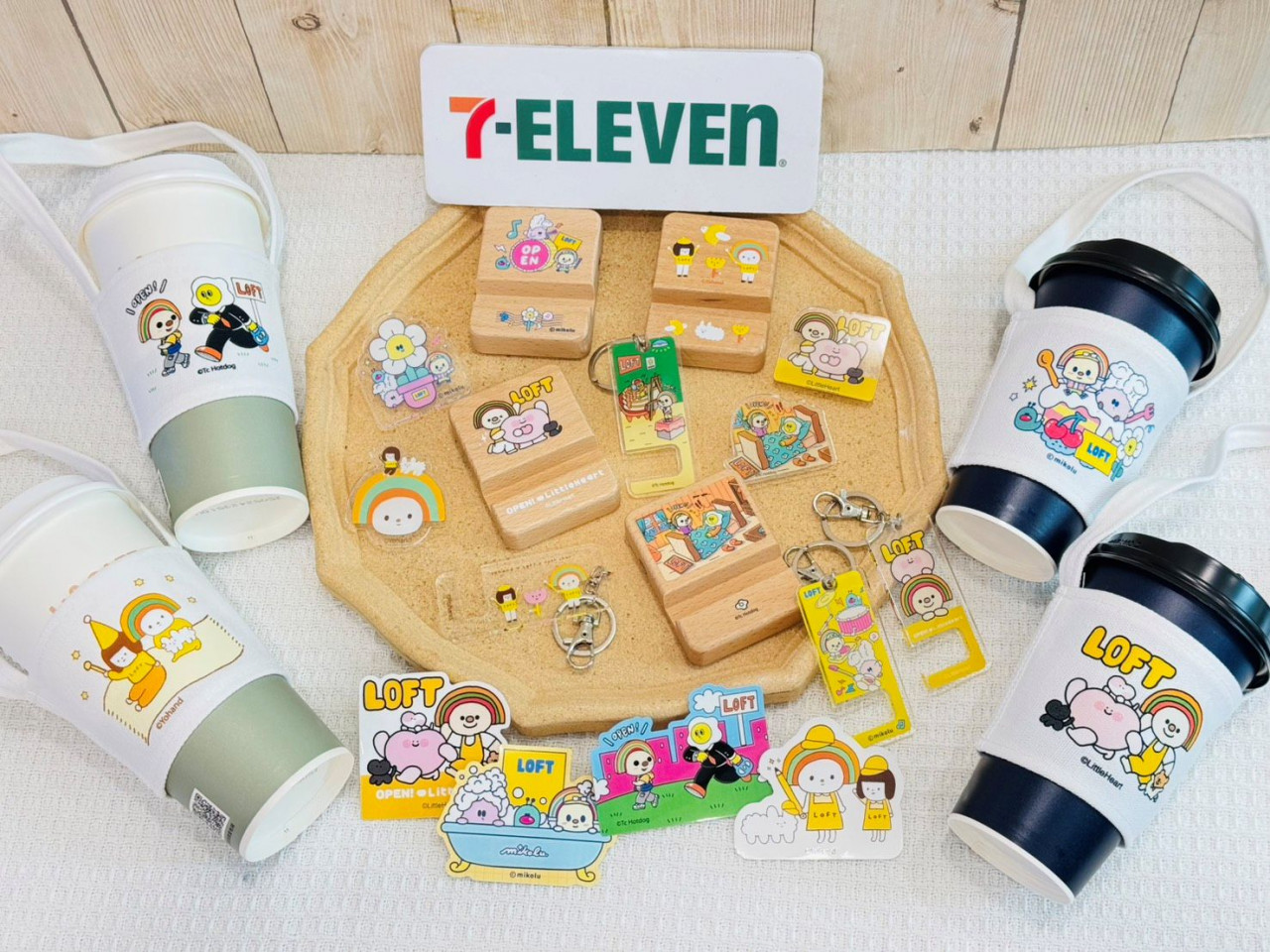 7-ELEVEN全台首賣OPEN X LOFT 限定商品，人氣大明星OPEN與4位本土創作者推出超萌限量合作商品，售價90到300元