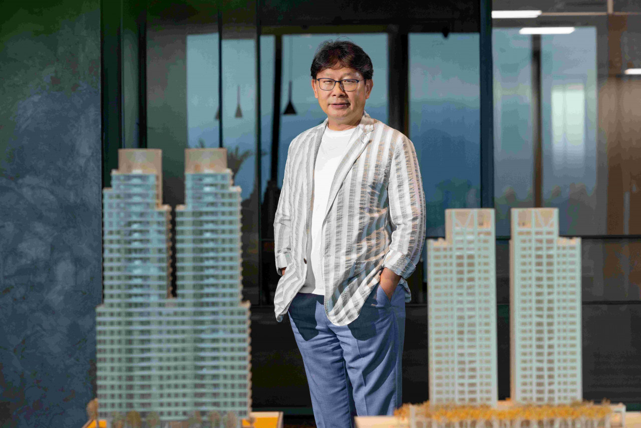 佃農之子國中畢業、從賣牛肉麵到變身「林口王」！姚連地由房地產跨入飯店，為何看好馬六甲？