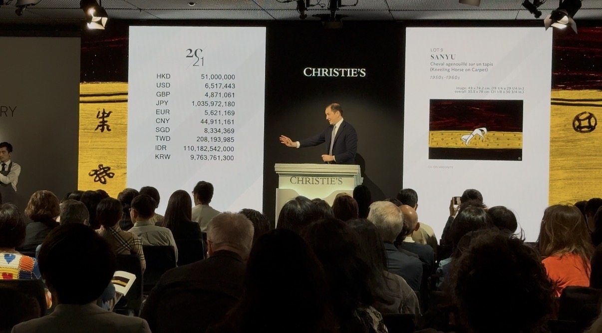 常玉《毯上的曲腿馬》拍出2.5億，台灣藏家買的！佳士得夜拍37件全成交，梵谷《林中少女》早年作品黑馬之一