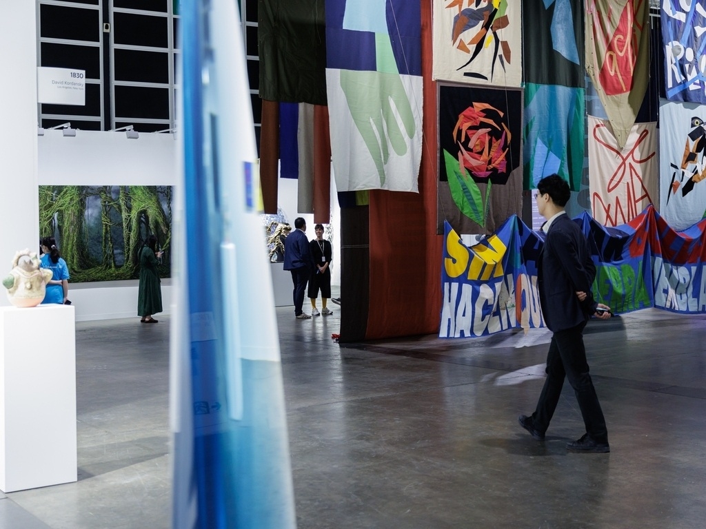 香港，1巴賽爾展