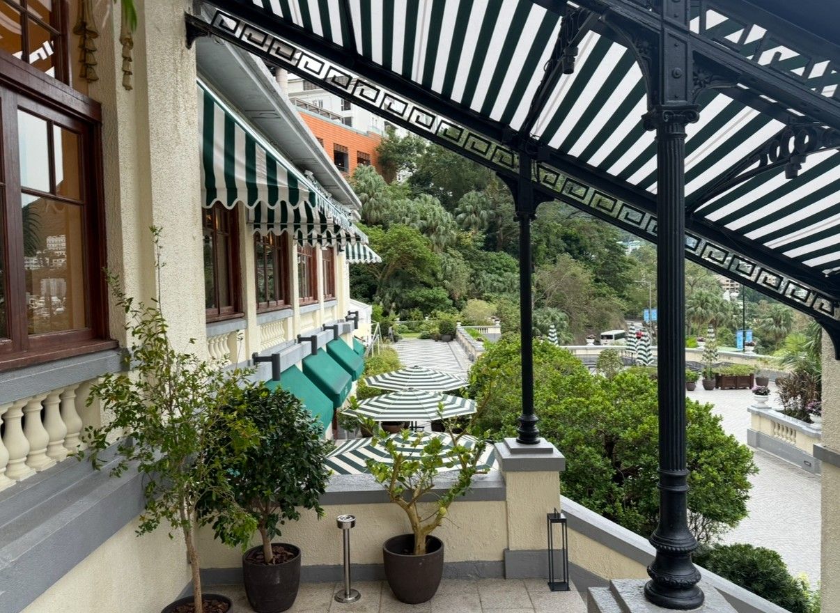 張愛玲的淺水灣：愛情、動盪與脆弱的美,淺水灣,殖民